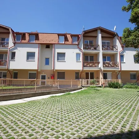 דירה Zoli Apartmanok-zoli2 Kolcsey 34-36 Hajdúszoboszló