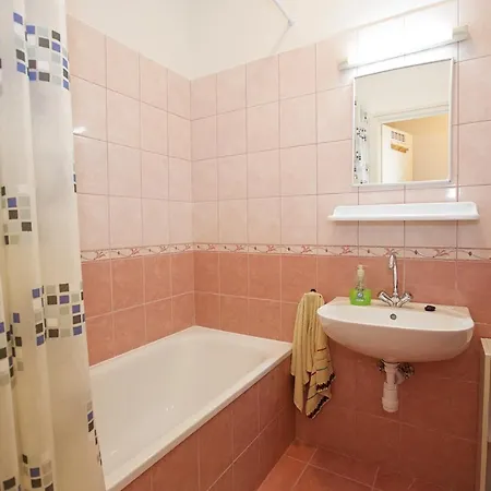 Zoli Apartmanok-zoli2 Kolcsey 34-36 Hajdúszoboszló
